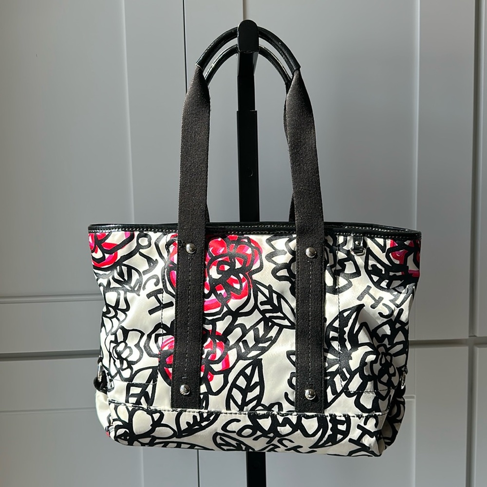 Coach Poppy y2k tote C1194-F16583